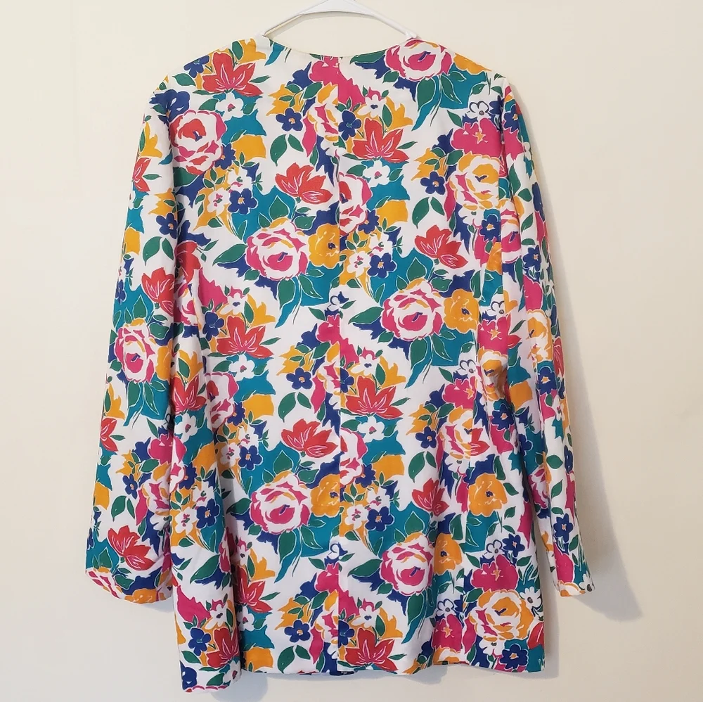 Vintage Floral Blazer - Picture 6 of 7